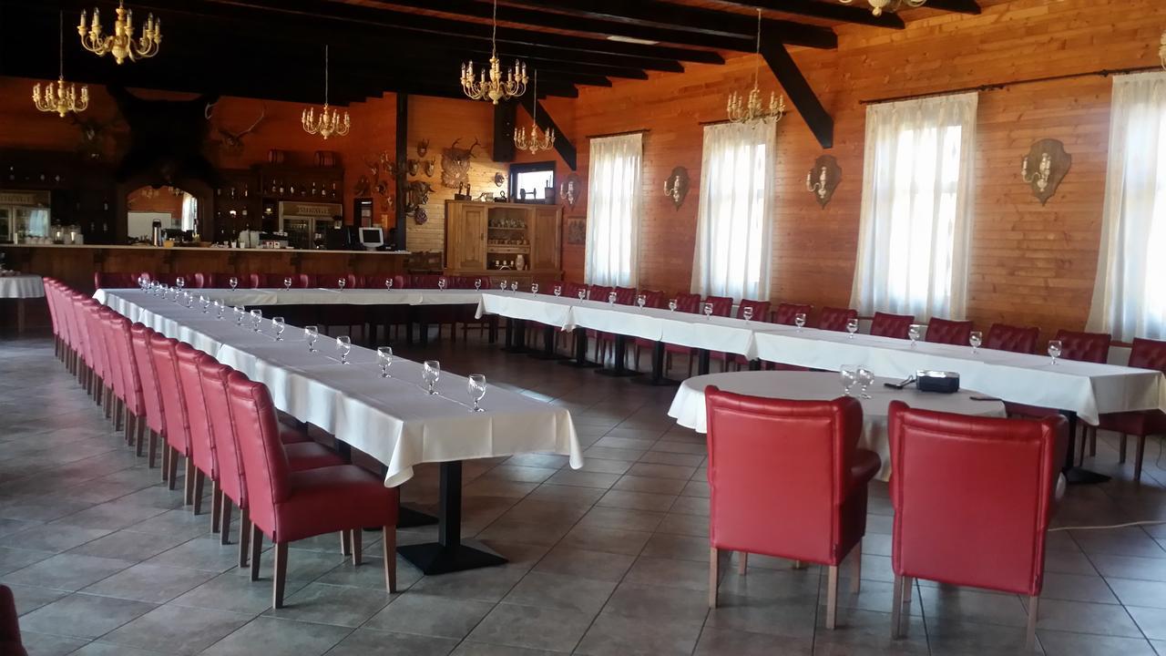 Mirage Resort & Spa Vişeu de Sus 外观 照片